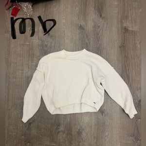 Hollister White Cropped Sweater